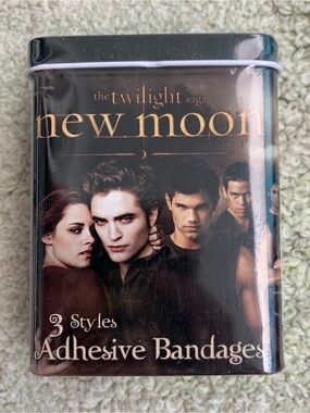 Vintage Y2K NECA The Twilight Saga: New Moon Adhesive Bandages Metal Tin